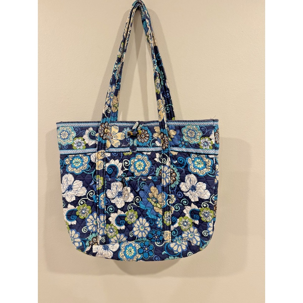 Vera Bradley retired Mod Floral Blue quilted cotton tote bag